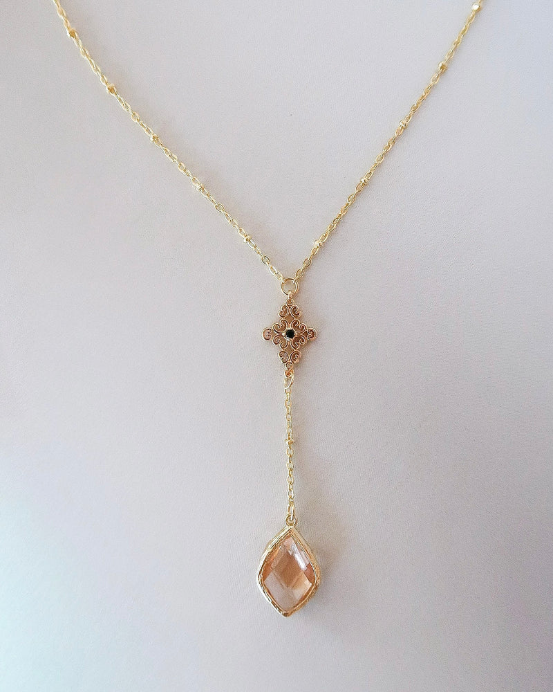 Clementine Lariat