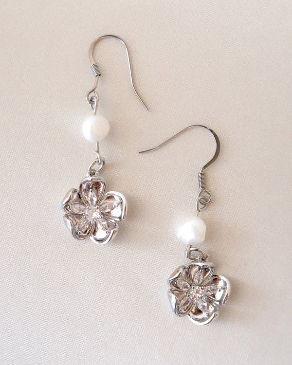 Asphera Drop Earrings