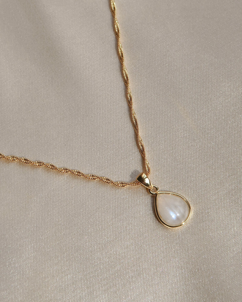 Bijou Moonstone Necklace