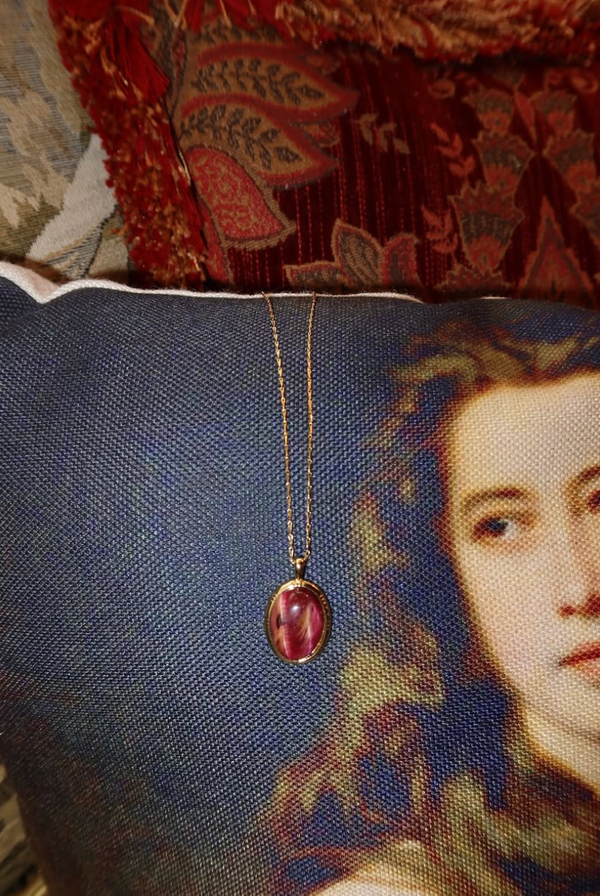 Crimson Carnelian Oval Pendant Necklace